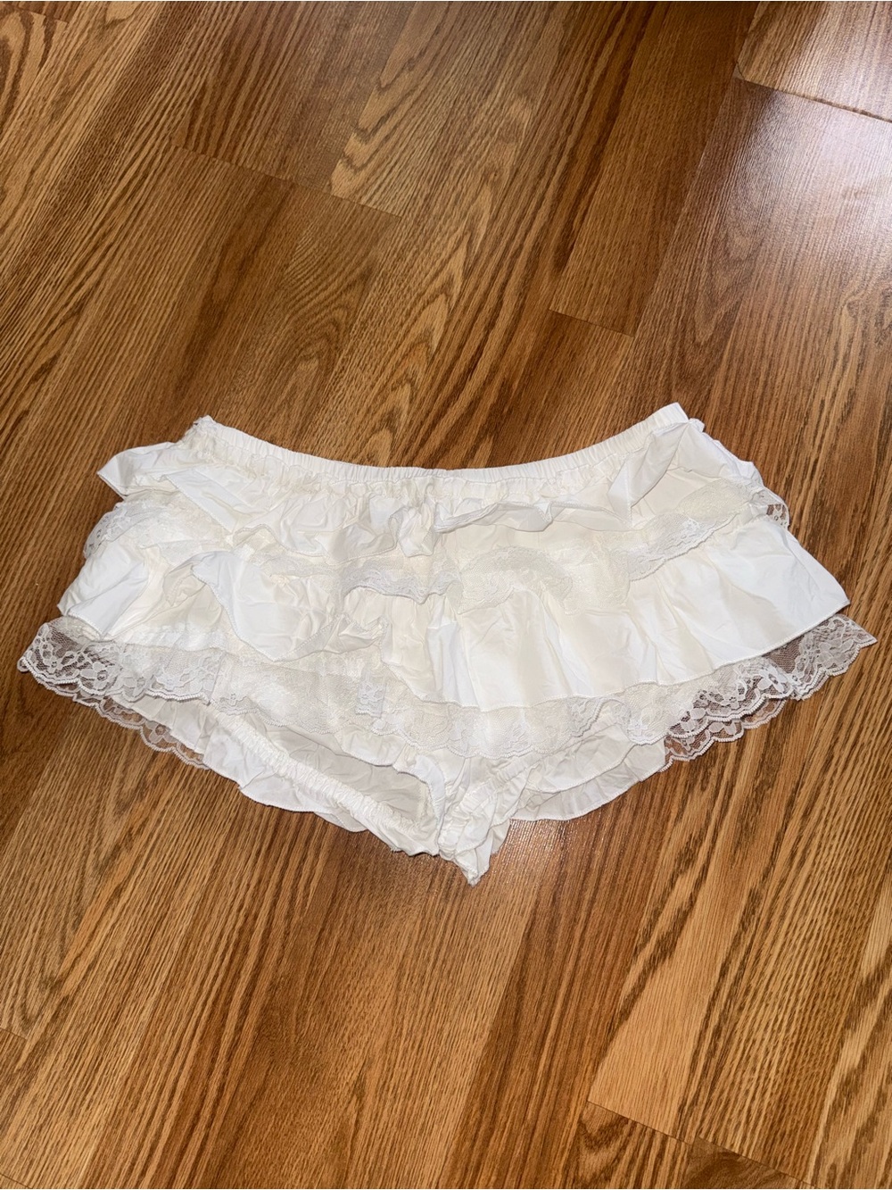 Edikted White Ruffle Lace Lounge Shorts